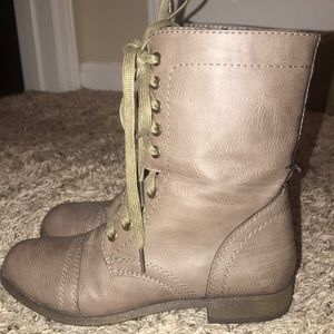 Rampage boots